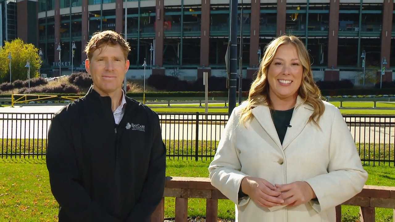 Dr. Brian Klika, an orthopedic surgeon at Aurora BayCare Medical Center, stopped by the FOX 11 Field House to talk about various hand conditions.